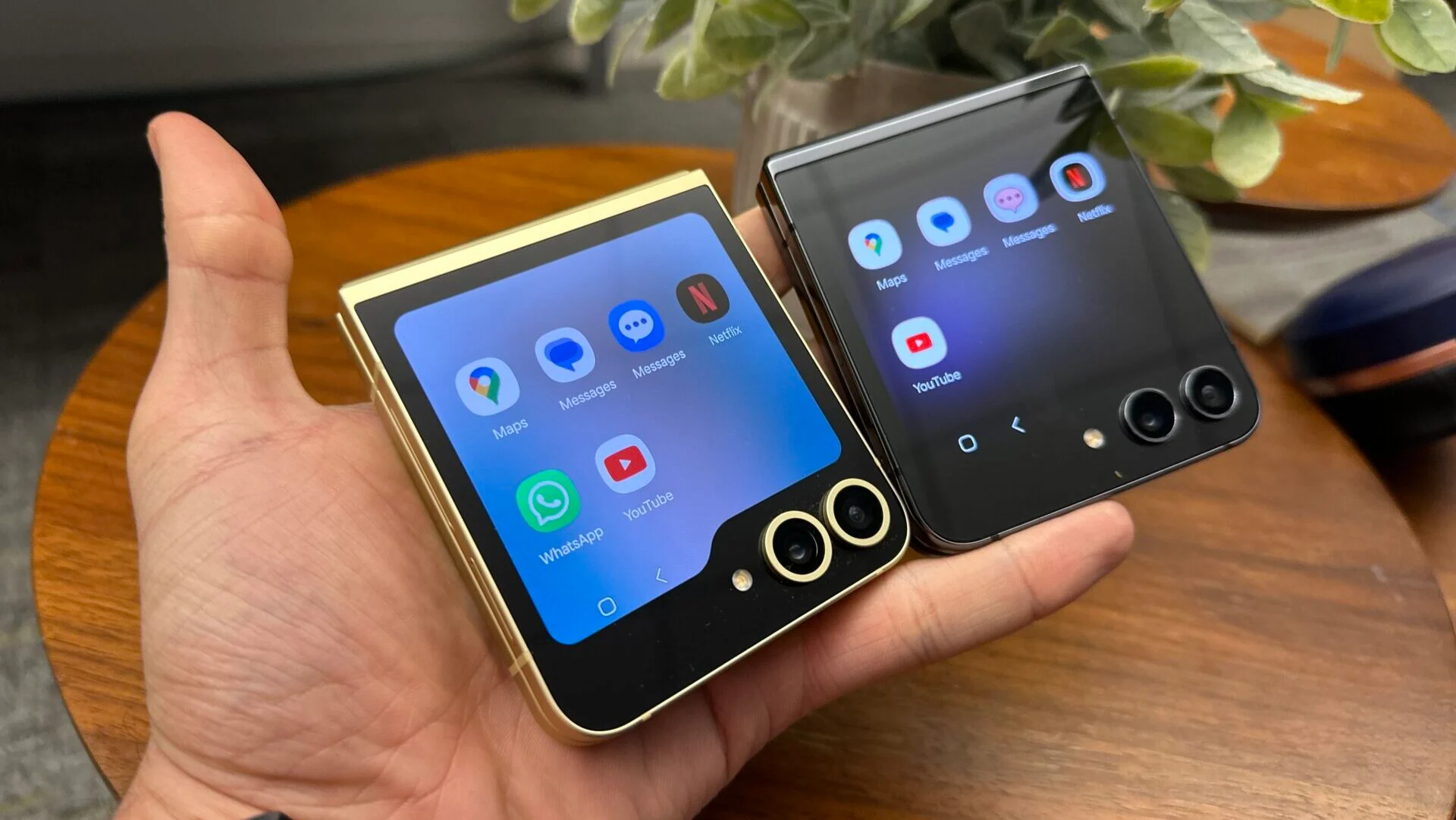“أول هاتف فليب من سامسونج يأتي بـ 12 جيجا رام وبطارية 4000 mAh” .. مراجعة سريعة لمواصفات Samsung Galaxy Z Flip 6