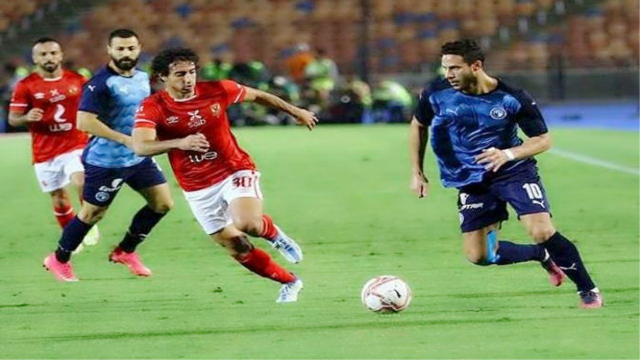 موعد مباراة الأهلي وبيراميدز والقناة الناقلة وطاقم تحكيم ألماني يدير اللقاء 3 موعد مباراة الأهلي وبيراميدز والقناة الناقلة وطاقم تحكيم ألماني يدير اللقاء