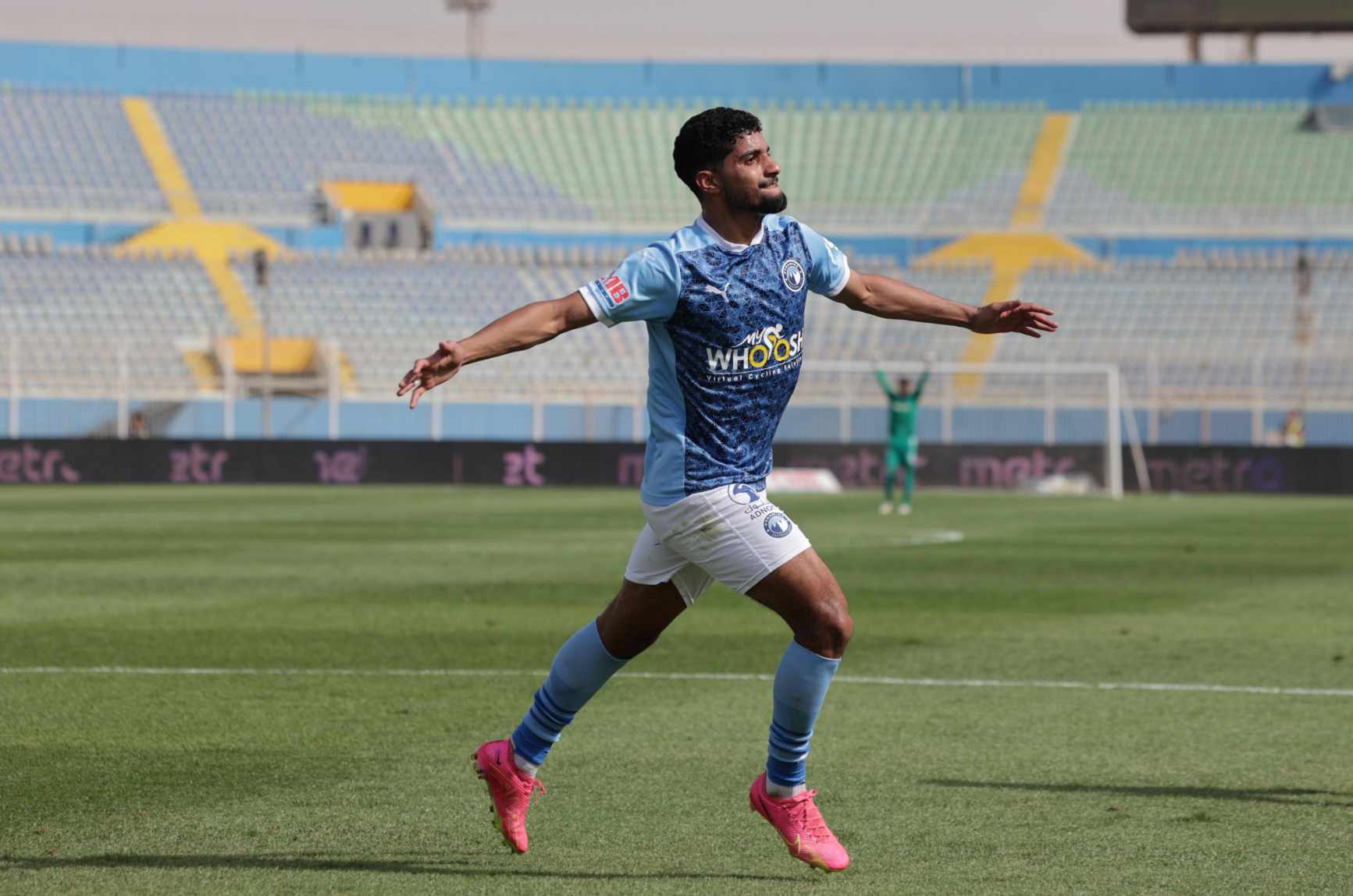 بيراميدز يقدم طلب لضم إبراهيم عادل لمباراة الأهلي.. وتهديد ناري من الخطيب 2 بيراميدز يقدم طلب لضم إبراهيم عادل لمباراة الأهلي.. وتهديد ناري من الخطيب