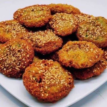 بالطعم الأصلي وأحلى قرمشة.. أعملي عجينة الطعمية الهشة الخفيفة بالقوام المظبوط والطعم أحلى من الجاهزة