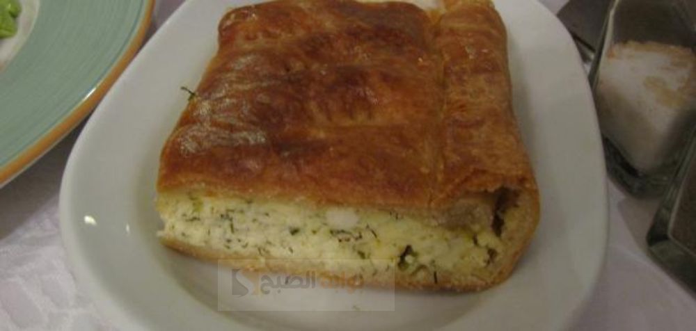 مثل الجاهزة وأطعم .. طريقة عمل فطائر الجبن الهشة 5 مثل الجاهزة وأطعم .. طريقة عمل فطائر الجبن الهشة