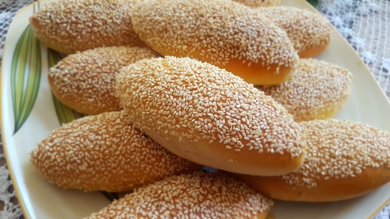 فطائر السمسم المحشية مخبوزات قطنية بأنجح طريقة 5 فطائر السمسم المحشية مخبوزات قطنية بأنجح طريقة