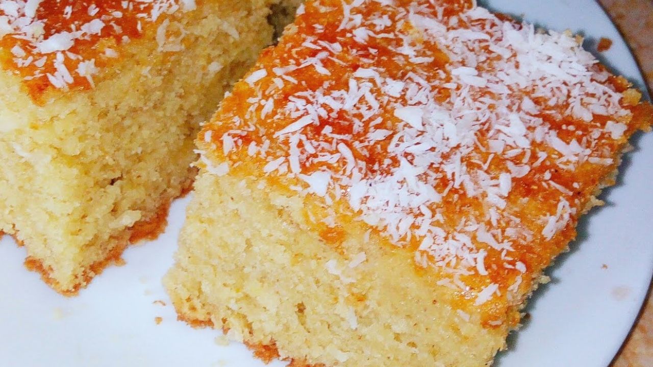 طريقة عمل كيكة الرواني الهشة بأحلى وأطعم وصفة مغذية بمكونات سهلة من منزلك وخطواتها بسيطة 5 طريقة عمل كيكة الرواني الهشة بأحلى وأطعم وصفة مغذية بمكونات سهلة من منزلك وخطواتها بسيطة