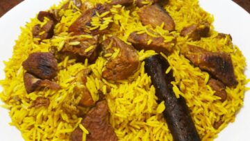 للعزائم والمناسبات العائلية.. كبسة اللحم بالأرز البسمتي