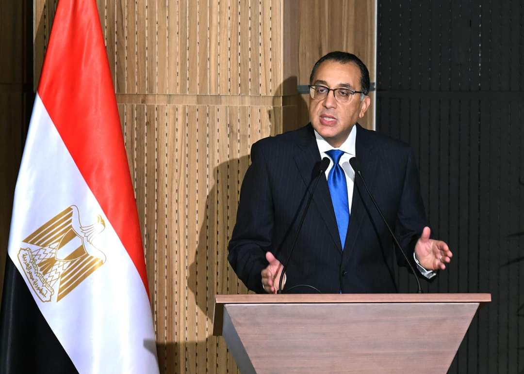 الحكومة تعلن موعد وقف تخفيف الأحمال وانقطاع الكهرباء 5 الحكومة تعلن موعد وقف تخفيف الأحمال وانقطاع الكهرباء