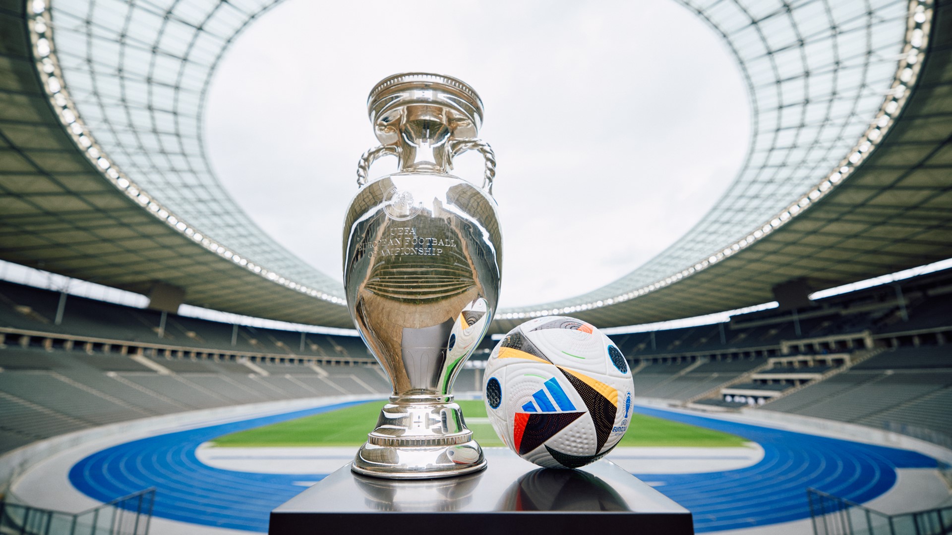 عمالقة أوروبا بالمربع الذهبي .. مواعيد مباريات نصف نهائي يورو 2024 والقنوات الناقلة 5 عمالقة أوروبا بالمربع الذهبي .. مواعيد مباريات نصف نهائي يورو 2024 والقنوات الناقلة