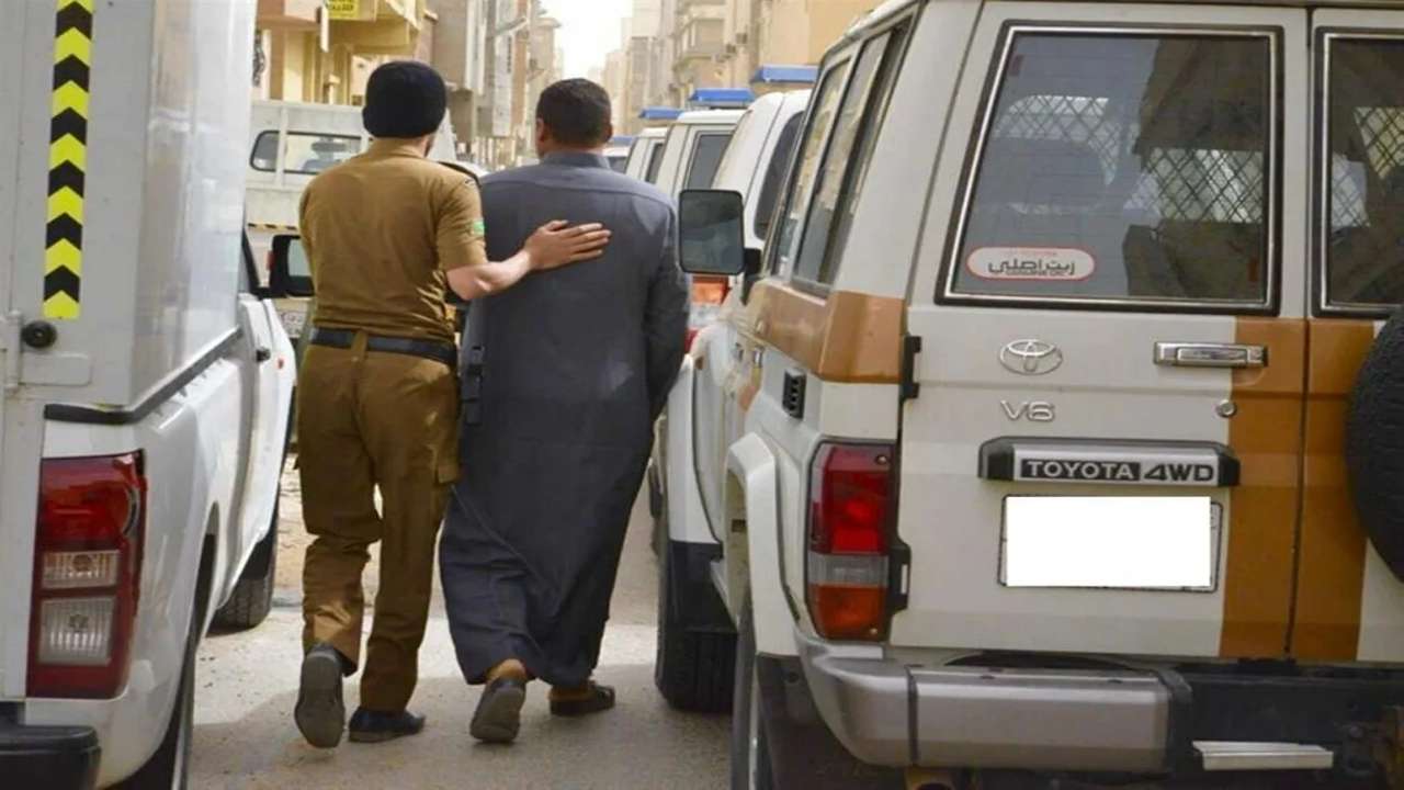 الداخلية السعودية تحذر المواطنين والمقيمين من غرامة وسجن 15 عامًا والترحيل فورًا لهذه المخالفة