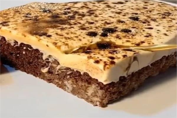 طريقة عمل كيكة أيس كريم الكابتشينو في المنزل بمذاق شهى ولذيذ