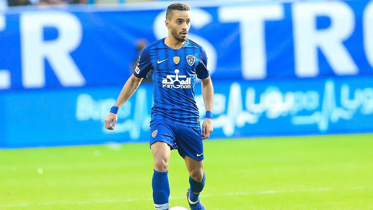 حالة وفاة تُجبر محمد البريك لاعب الهلال على مغادرة معسكر الفريق وموقف اللاعب من مباراة الأهلي