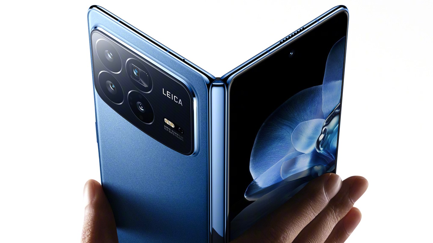 وحش هواتف شوامي .. أهم مواصفات  Xiaomi Mix Fold 4 القابل للطي بتصميم خرافي