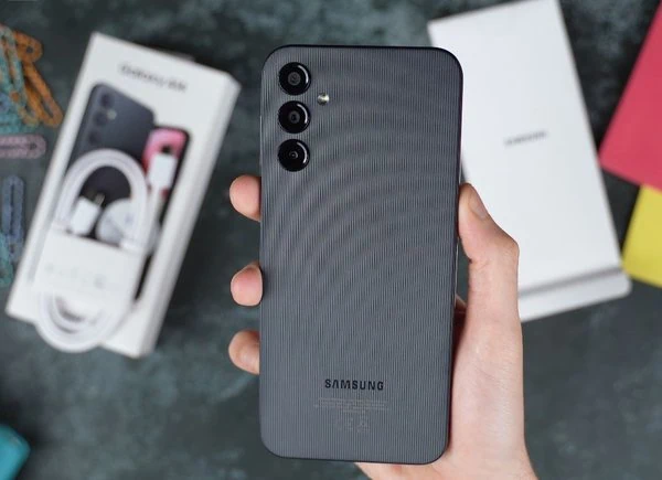 سعر ومواصفات هاتف Samsung Galaxy A14: الخيار الأمثل لعشاق التكنولوجيا بميزانية محدودة 5 سعر ومواصفات هاتف Samsung Galaxy A14: الخيار الأمثل لعشاق التكنولوجيا بميزانية محدودة