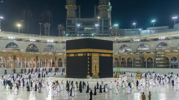 إعلان تطعيمات الأطفال لأداء مناسك العمرة 1446 بقرار من وزارة الحج والعمرة والأوراق المطلوبة