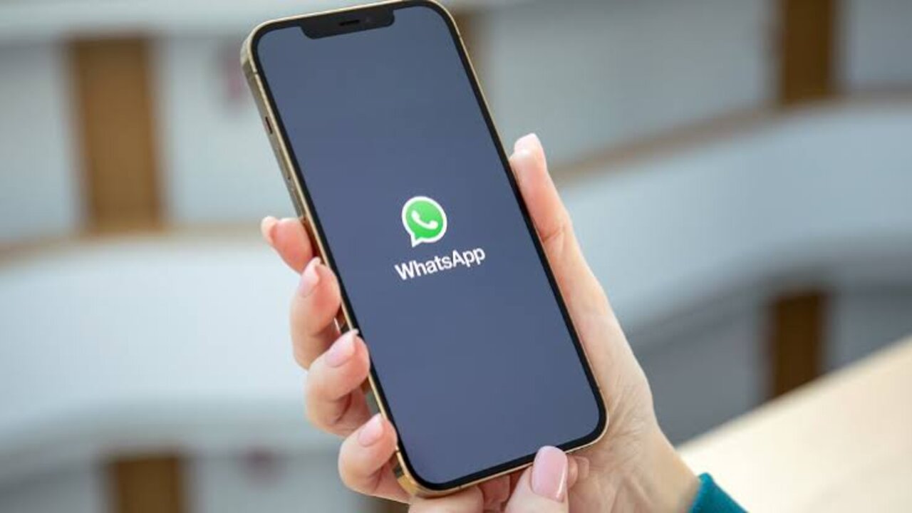 شوف لو تليفونك فيهم.. توقف 35 هاتف عن تشغيل واتساب للأبد على رأسهم آيفون وسامسونج