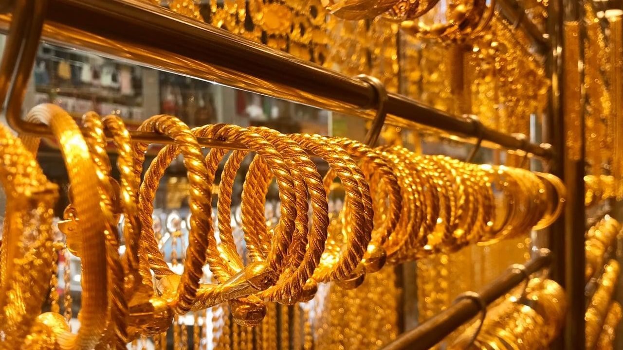 عيار 21 بكام النهاردة؟ .. أسعار الذهب اليوم الأحد 4 أغسطس 2024 في المحلات