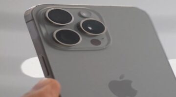 ايفون 15 برو 1