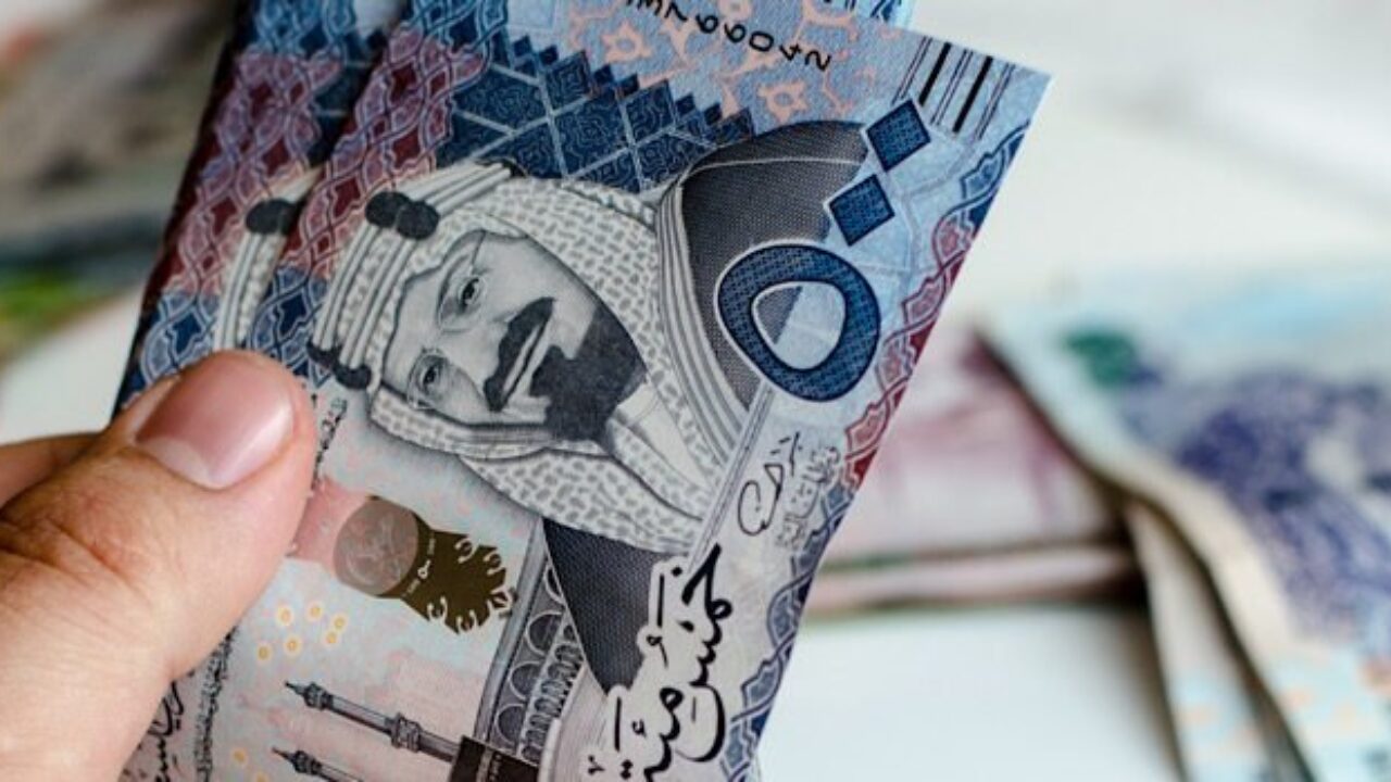 إيداع فوري 38500 ريال في رصيدك البنكي بدون كفيل او تحويل راتب لسداد الديون حتي لو عليك التزامات