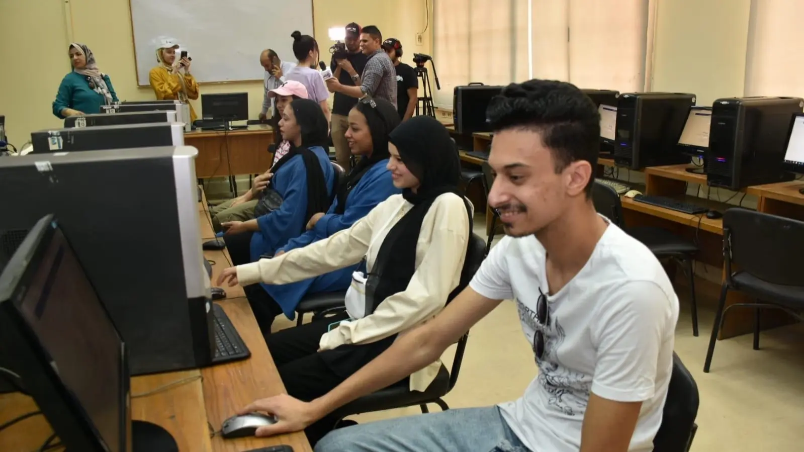 تنسيق المرحلة الثانية 2024 أدبي والكليات المتاحة للطلاب عبر موقع التنسيق الالكتروني