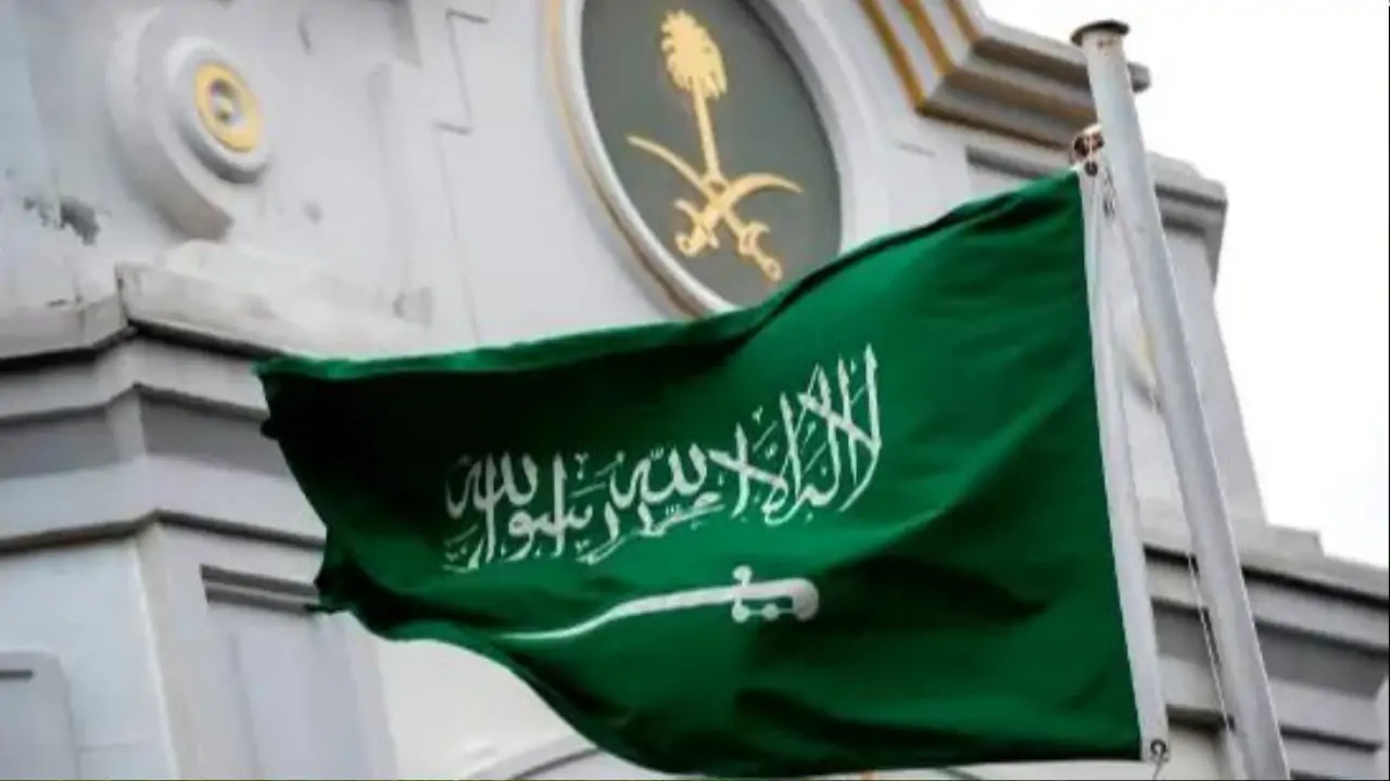 جدل كبير سيتم إنتهاءة.. تعرف على حقيقة إلغاء نظام الكفيل في المملكة العربية السعودية 1446.. الوزارة توضح حقيقة أو شائعة 2 جدل كبير سيتم إنتهاءة.. تعرف على حقيقة إلغاء نظام الكفيل في المملكة العربية السعودية 1446.. الوزارة توضح حقيقة أو شائعة