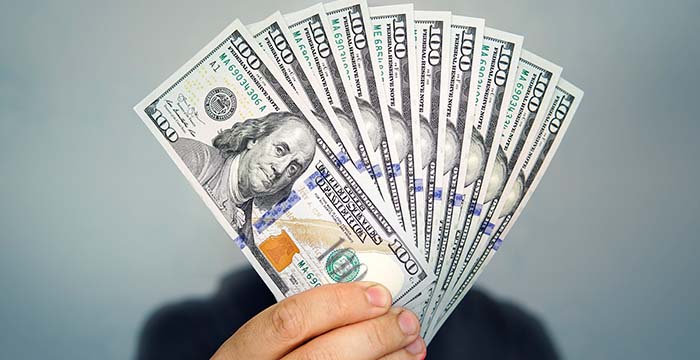 "استقرار جديد".. تعرف على أسعار صرف الدولار مقابل الجنيه المصري في مختلف البنوك المصرية 5 “استقرار جديد”.. تعرف على أسعار صرف الدولار مقابل الجنيه المصري في مختلف البنوك المصرية