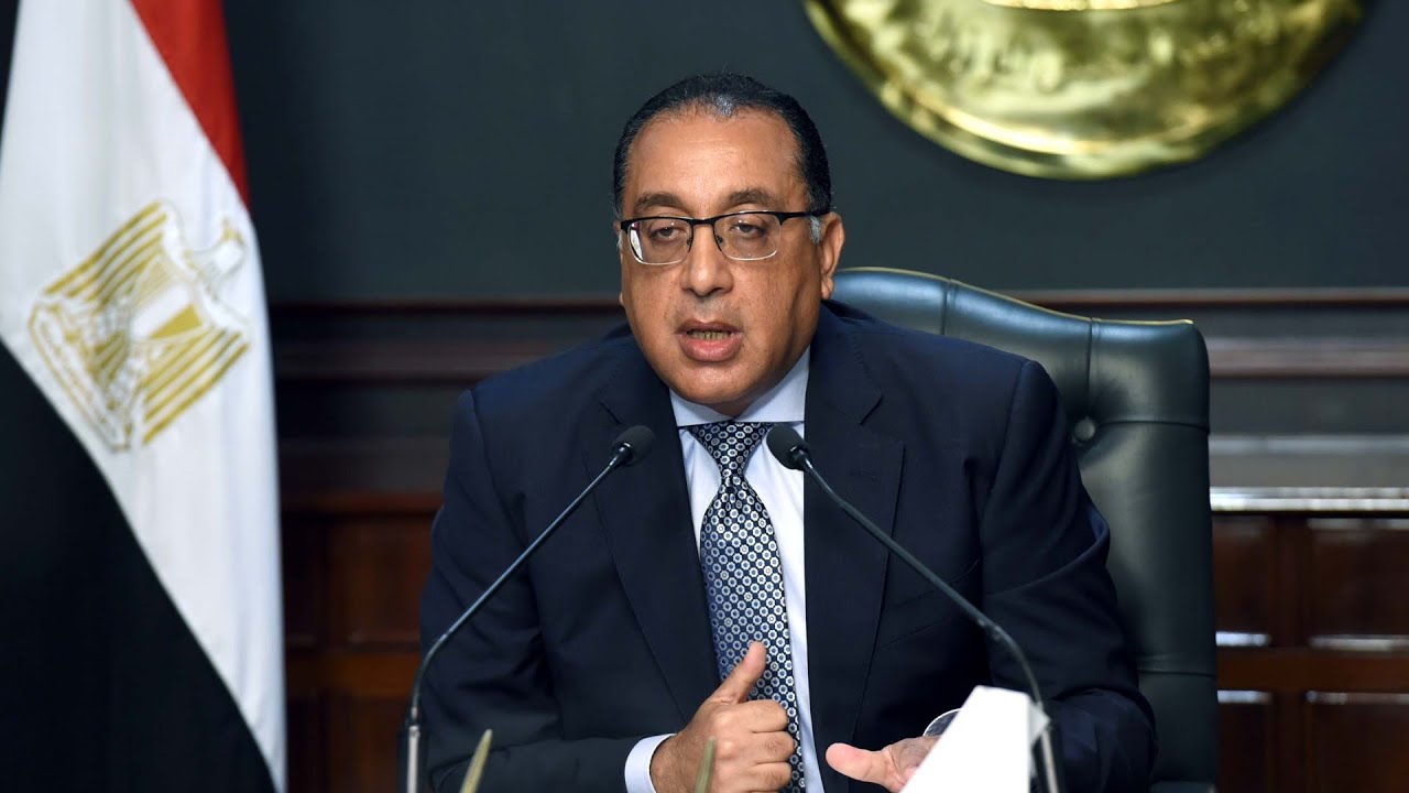 الوزراء يوافق على ترقية موظفي الدولة الذين أتموا المدد اللازمة وصرف علاوة ترقية لهم بنسبة 5%