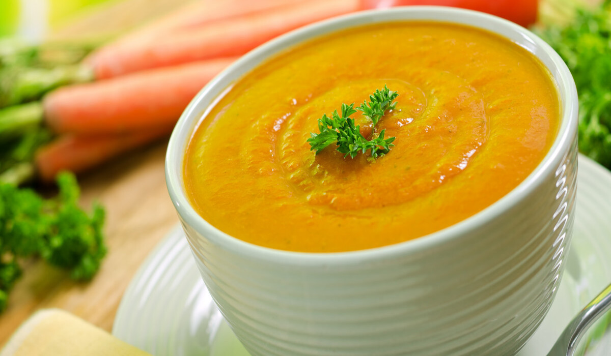طريقة عمل شوربة العدس بالشعرية بطريقة أفخم المطاعم والفنادق 2 طريقة عمل شوربة العدس بالشعرية بطريقة أفخم المطاعم والفنادق