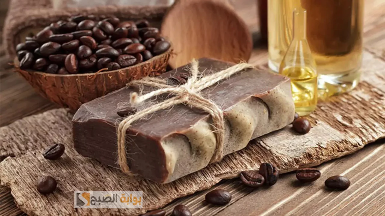 خليكي أحلي من القمر .. أسهل طريقة لإعداد صابونة القهوة لتبييض البشرة حضريها في منزلك واكتشفي النتيجة 5 خليكي أحلي من القمر .. أسهل طريقة لإعداد صابونة القهوة لتبييض البشرة حضريها في منزلك واكتشفي النتيجة