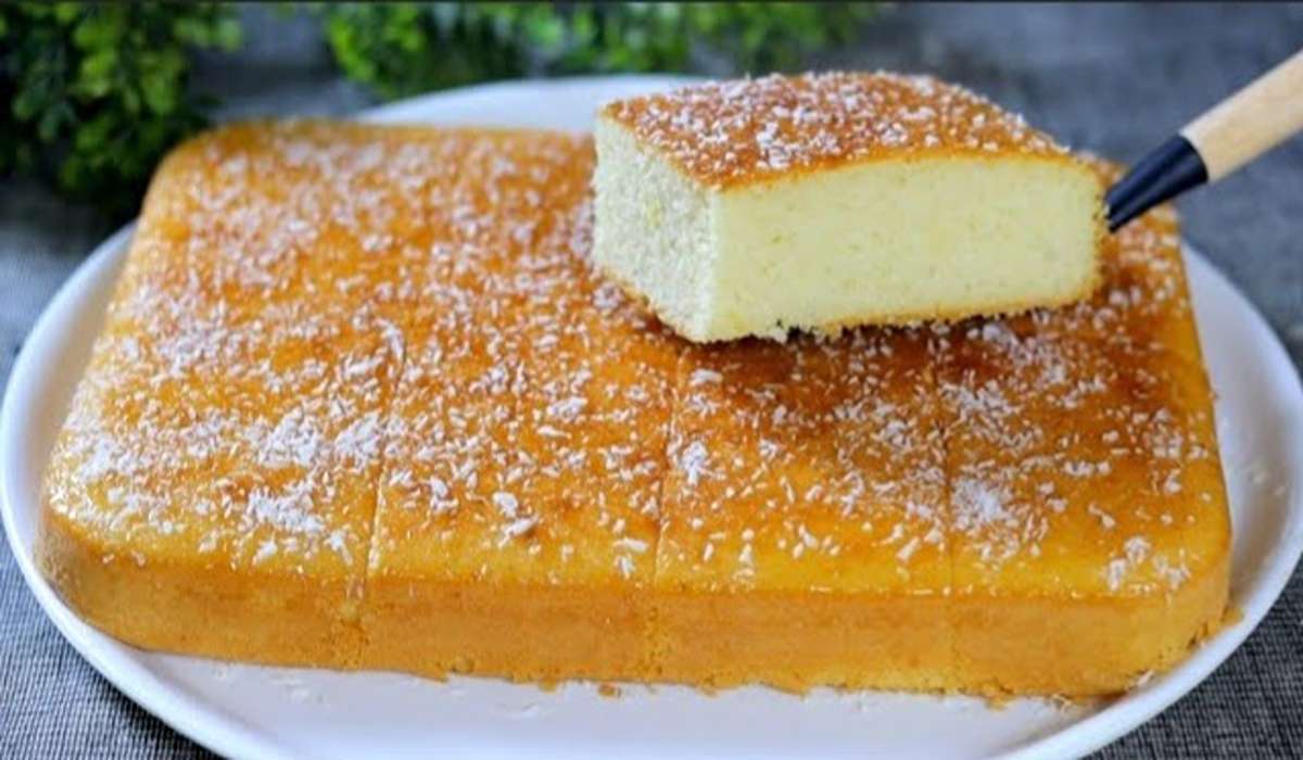كيكة جوز الهند الهشة جهزيها في دقائق بمكونات بسيطة وبطريقة سهلة وسريعة