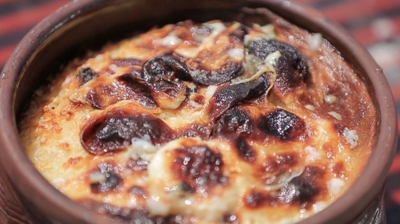 “لن تصدقي جماله” كيفية عمل طاجن الأرز المعمر في المنزل بسهولة!!