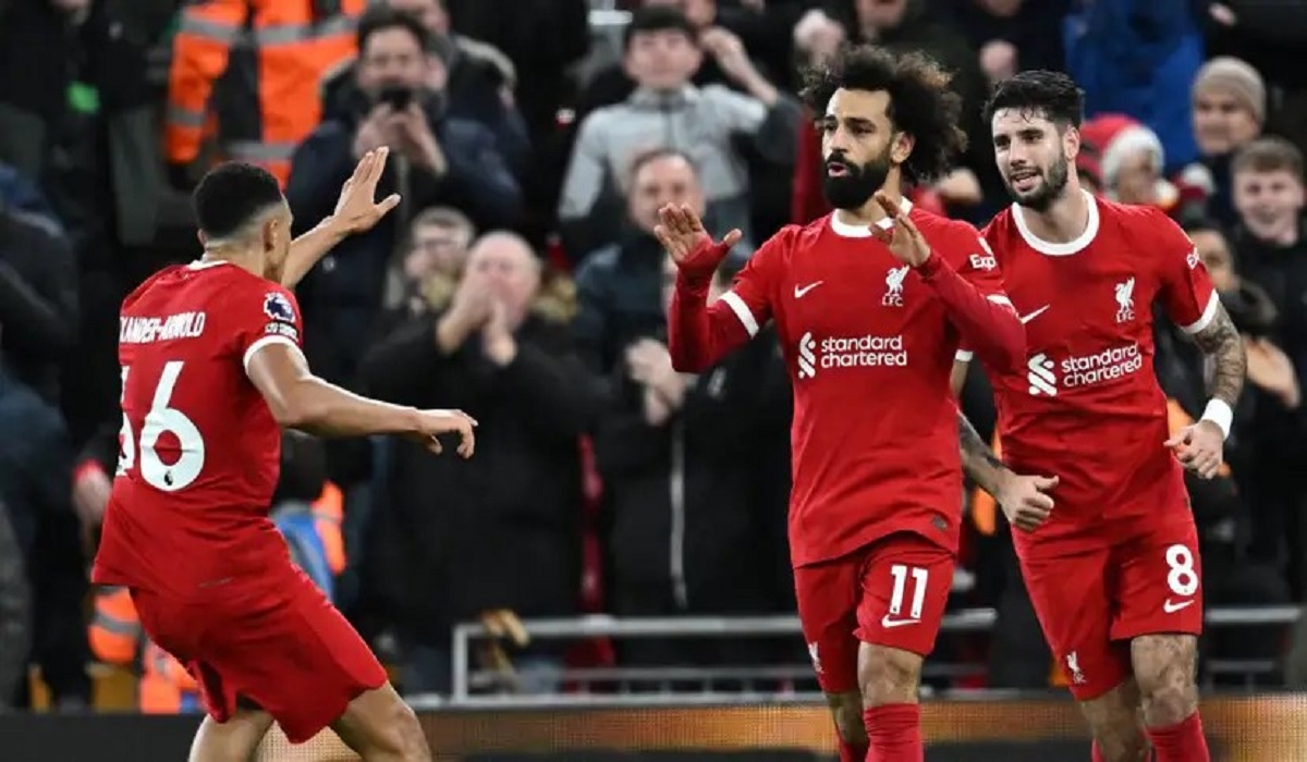 صفقة القرن .. هل ينجح برشلونة في خطف جوهرة الريدز من أنياب ريال مدريد؟! 2 صفقة القرن .. هل ينجح برشلونة في خطف جوهرة الريدز من أنياب ريال مدريد؟!