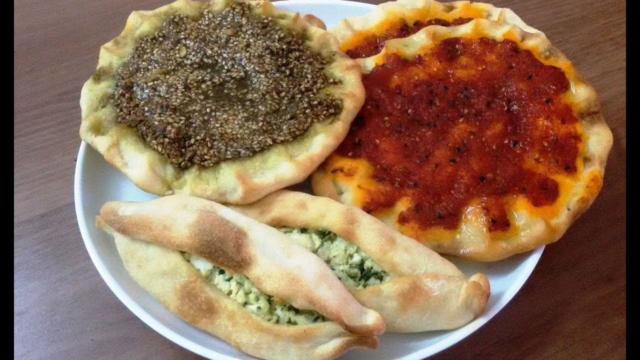 هشه وخفيفة.. طريقة عمل مناقيش الزيت والزعتر من بلاد الشام