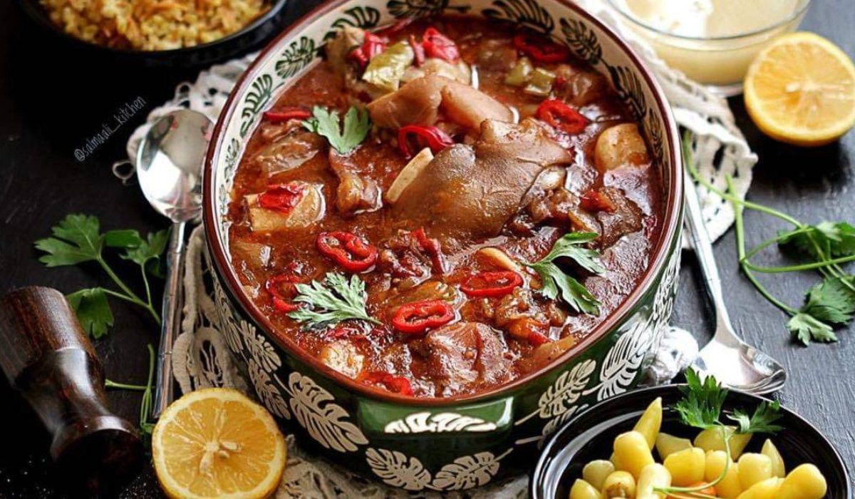 حضري أكلة الملوك كيفية عمل الكوارع بالصلصة والطعم ولا اروع