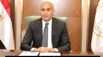 وزير التربية والتعليم يعتمد نتيجة الثانوية العامة