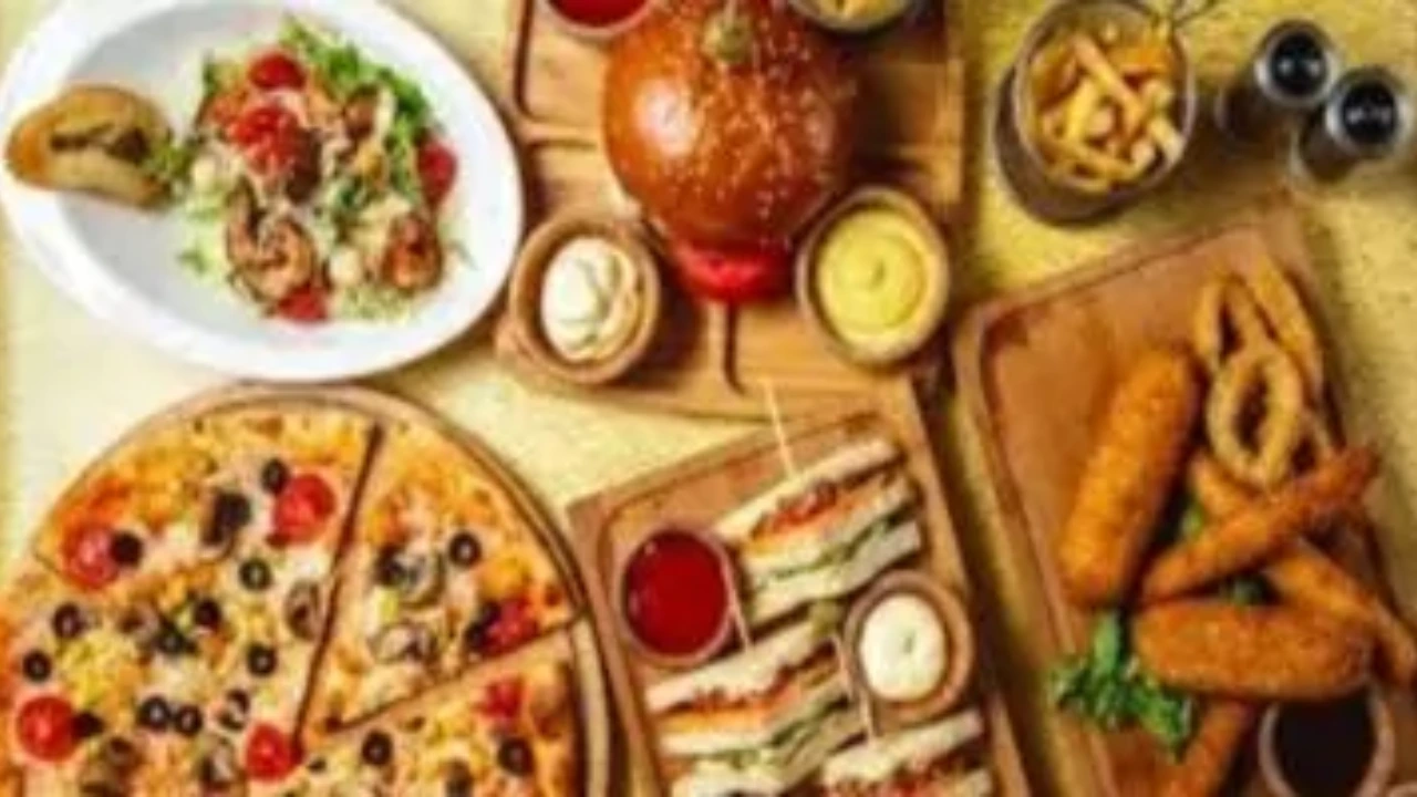 عروض اليوم الوطني 2024 مطاعم السعودية والكافيهات للعوائل.. تخفيضات تصل إلى 50% على الوجبات والمشروبات