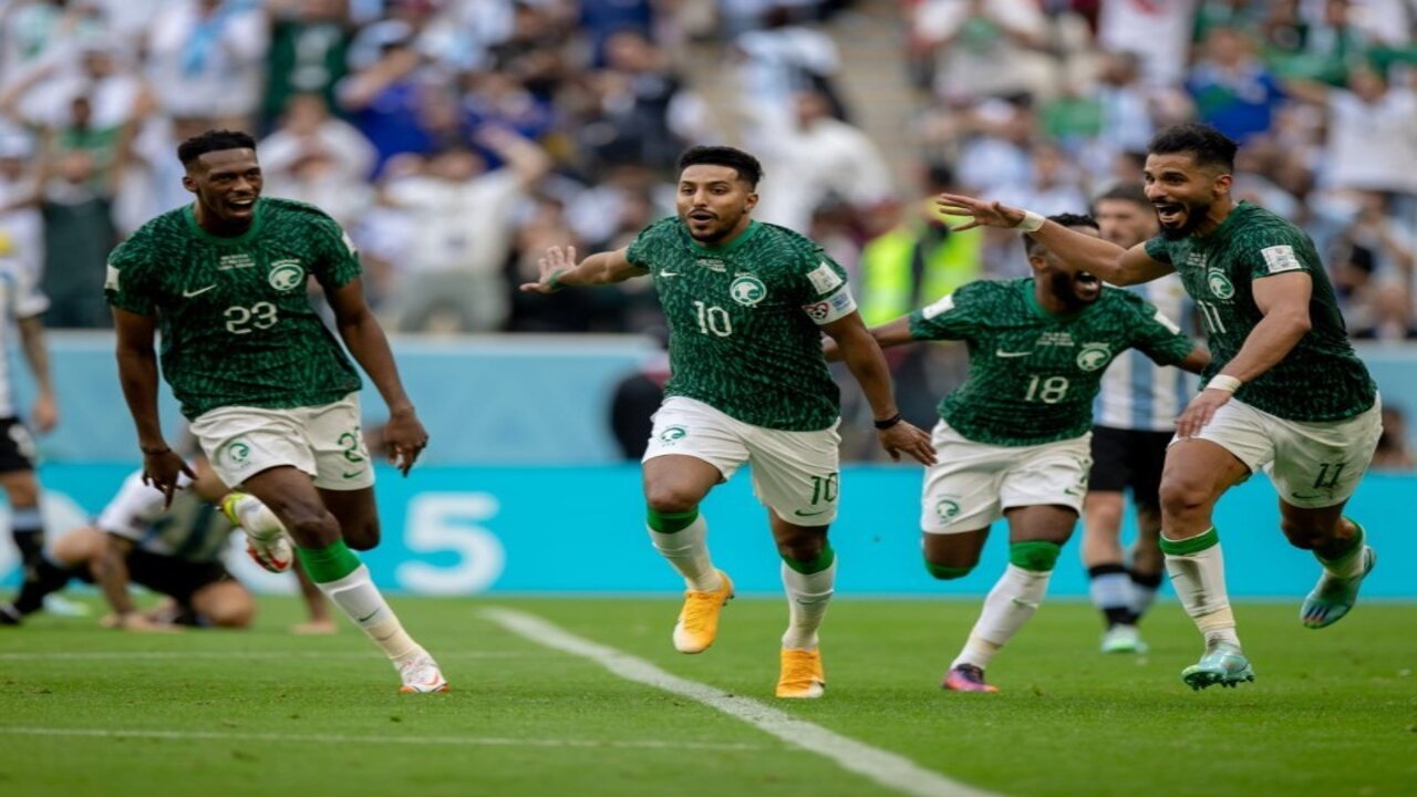“إصابة نجم الفريق“ المنتخب السعودي يتعرض لضربة مؤلمة قبل مواجهة إندونسيا يوم الخميس
