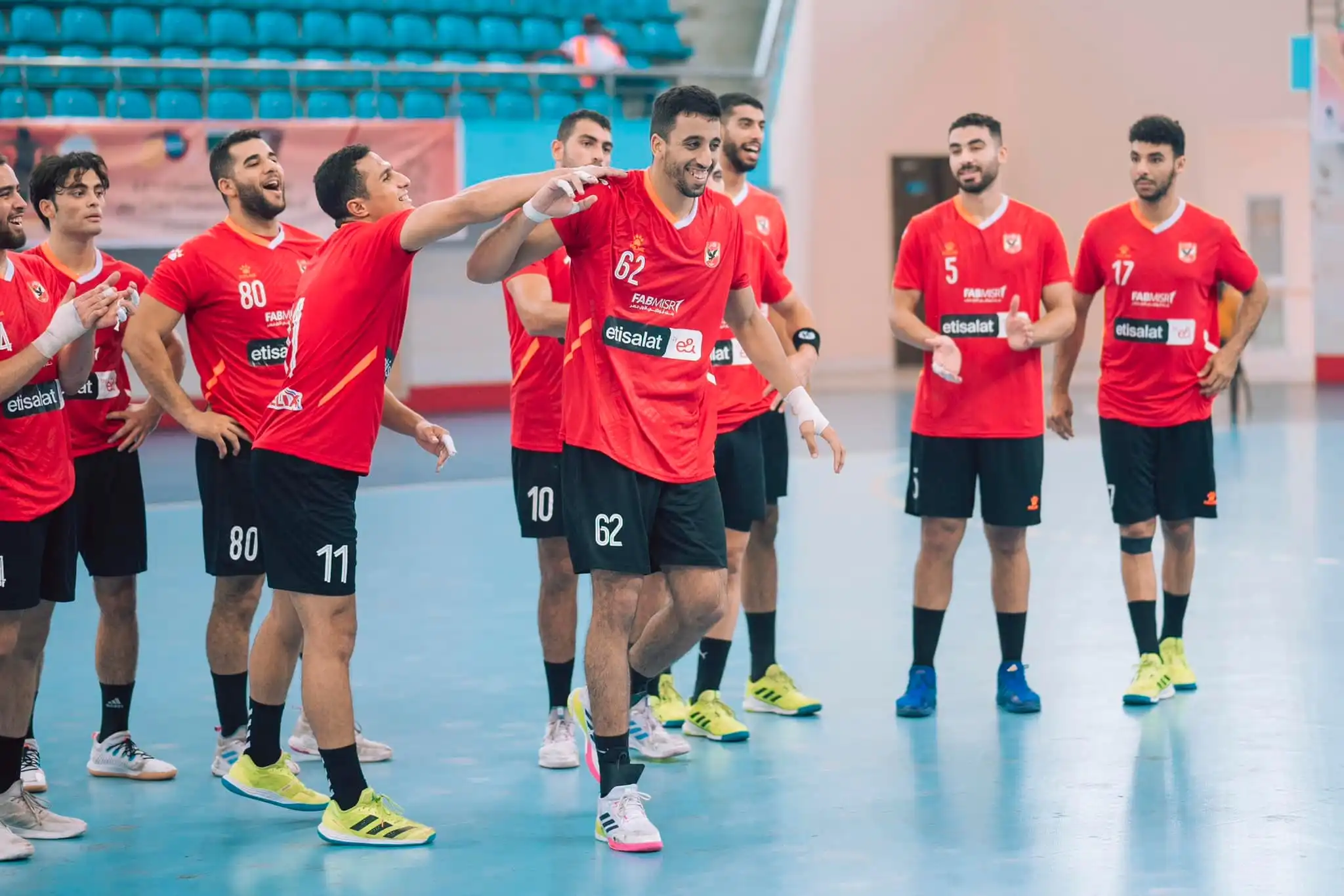 القنوات الناقلة لمباراة الأهلي وبرشلونة لكرة اليد في كأس العالم للأندية