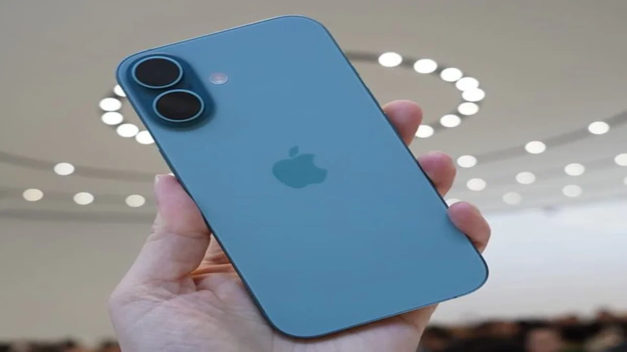آبل تكتسح السوق.. مواصفات هاتف iPhone 16 الجديد بأحدث التقنيات وسعره في الأسواق العالمية