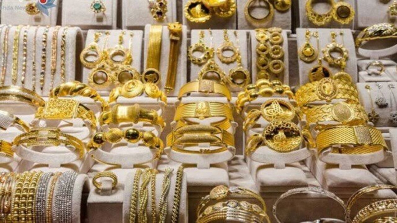 عيار 21 مفاجأة.. أسعار الذهب اليوم الإثنين الموافق 16 سبتمبر 2024 في محلات الصاغة المصرية 6 عيار 21 مفاجأة.. أسعار الذهب اليوم الإثنين الموافق 16 سبتمبر 2024 في محلات الصاغة المصرية