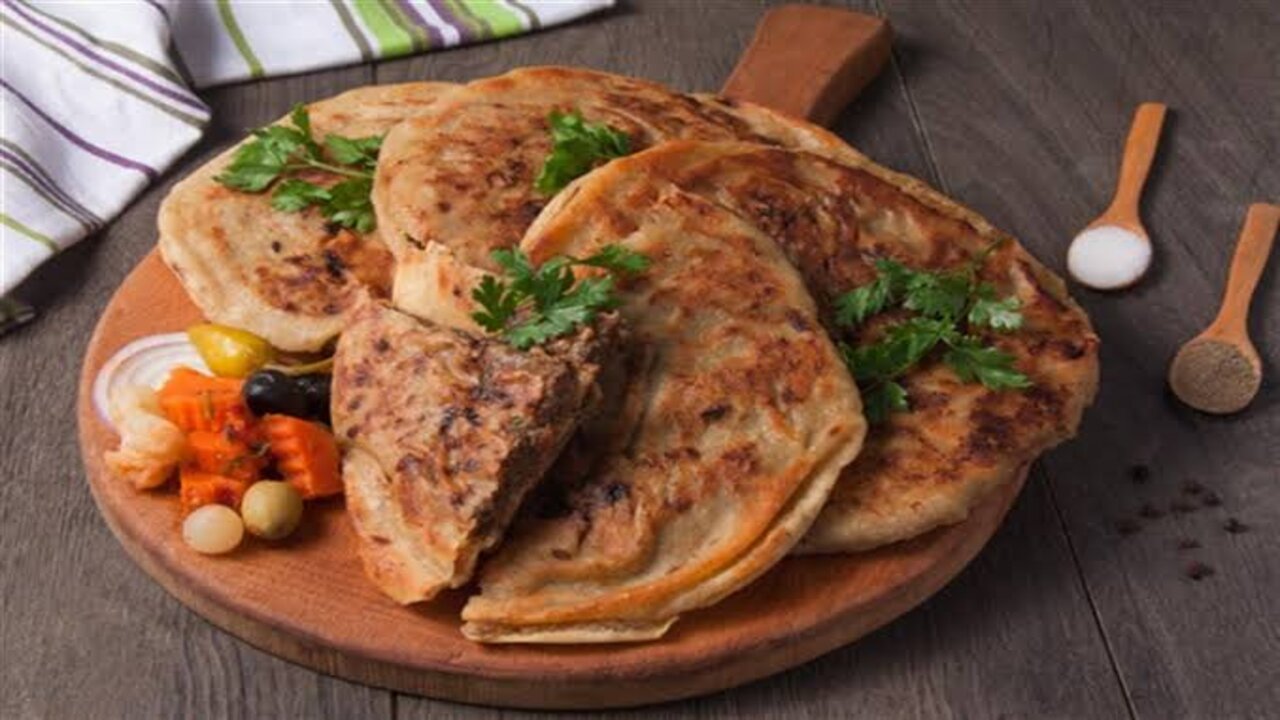أشهى من المطاعم.. طريقة عمل الحواوشي بالخبز البلدي وجبة سهلة وسريعة.. هتاكل صوابعك وراه