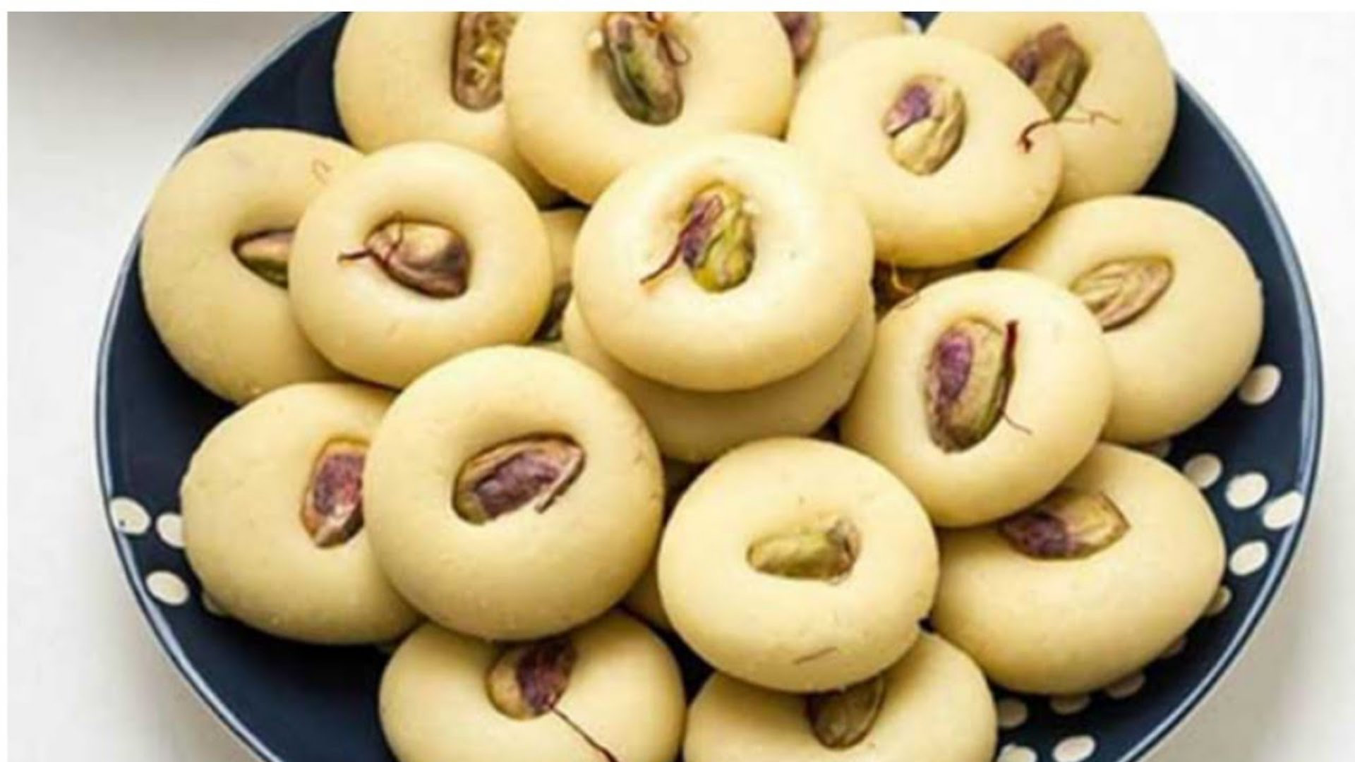 طريقة عمل الغريبة الناعمة زي الجاهزة من المحلات بخطوات بسيطة ومذاق رائع