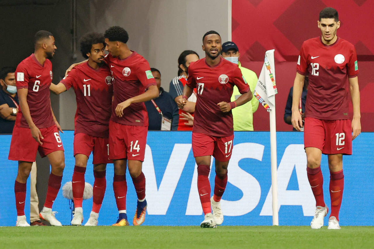 الآن.. القنوات الناقلة مباراة قطر ضد الإمارات والنتيجة حتى الآن