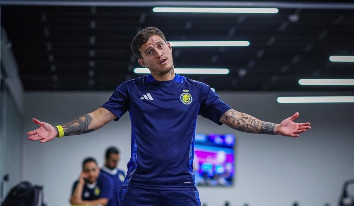 إصابة البرتغالي أوتافيو لاعب النصر السعودي تحير الفريق الطبي بالنادي.. التفاصيل 5 إصابة البرتغالي أوتافيو لاعب النصر السعودي تحير الفريق الطبي بالنادي.. التفاصيل