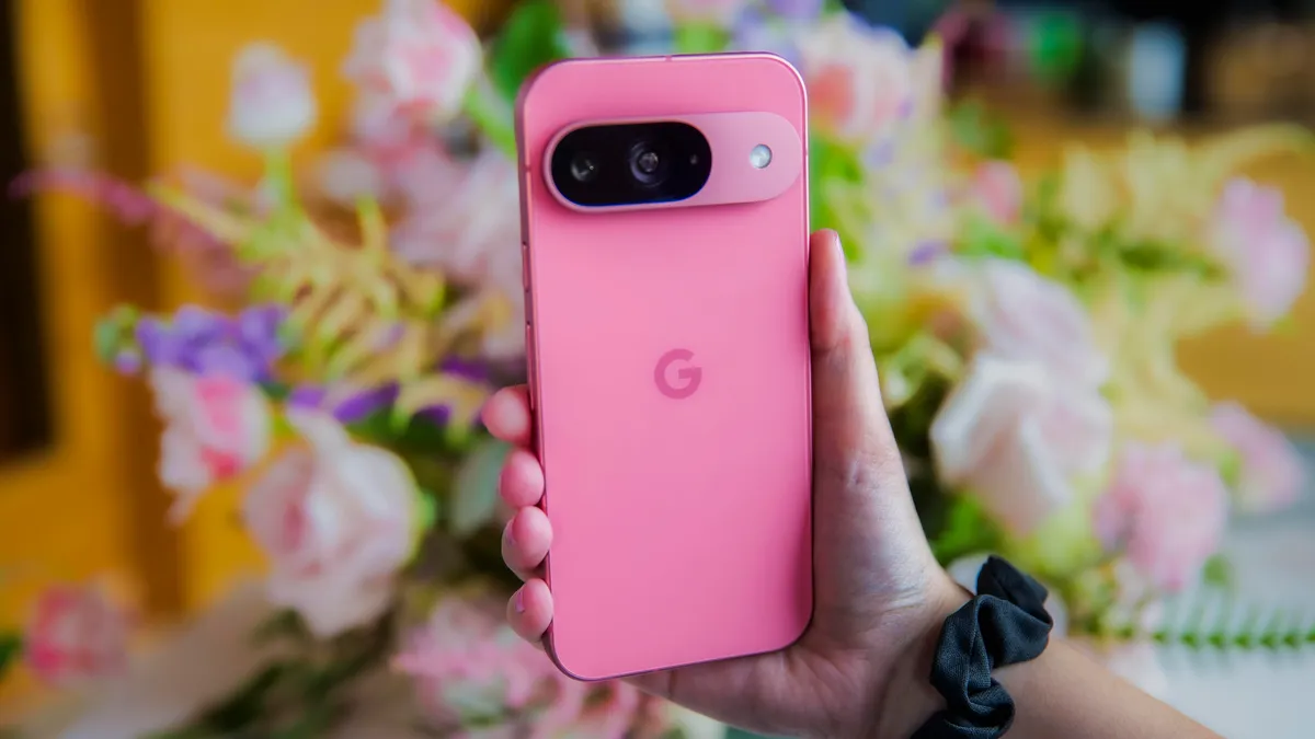 “أمكانيات رائعة”.. تعرف على مواصفات هاتف Google Pixel 9 والسعر الرسمي للهاتف في الخارج