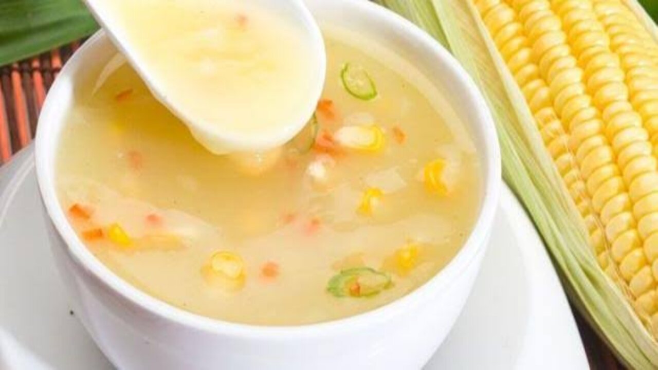 صحية وكلها فوايد.. طريقة عمل شوربة الذرة والجزر المكسيكي أكلة جديدة وصحية 
