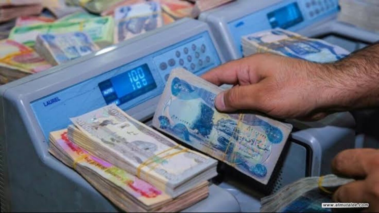 هل يتم التأثر بأرتفاع أسعار النفط وهل رواتب الموظفين في خطر أم في أمان.. الحكومة العراقية توضح