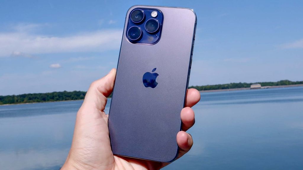 “إمكانيات لا مثيل لها”.. تعرف على مواصفات هاتف iPhone 16 Pro Max والسعر الرسمي له ف الإمارات