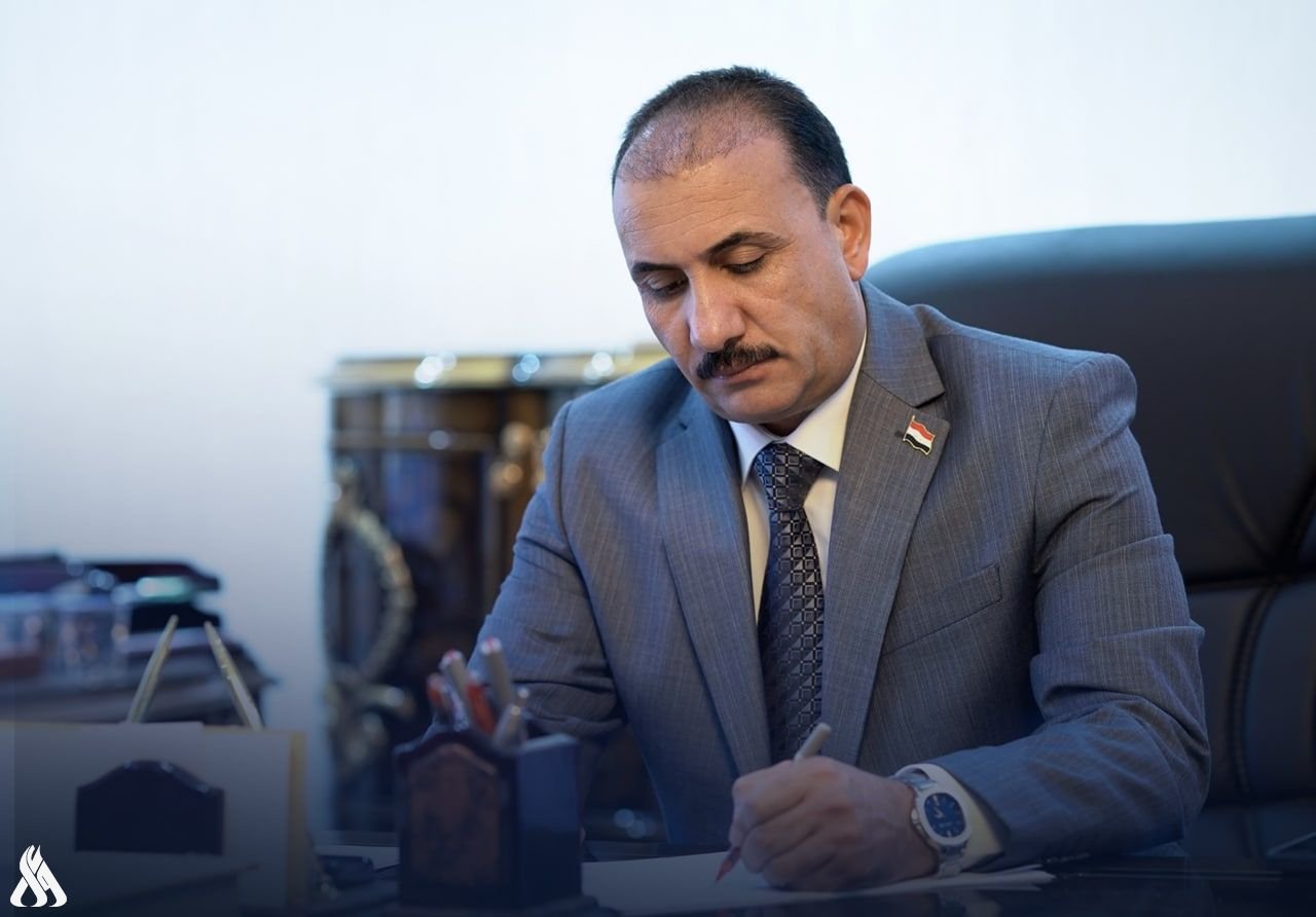 "فرصة تانية!!"..تعرف على قرار وزير التربيةوالتعليم العراقي عن الطلاب المتغيبين عن أداء امتحانات الدور الثاني 2024 6 “فرصة تانية!!”..تعرف على قرار وزير التربيةوالتعليم العراقي عن الطلاب المتغيبين عن أداء امتحانات الدور الثاني 2024