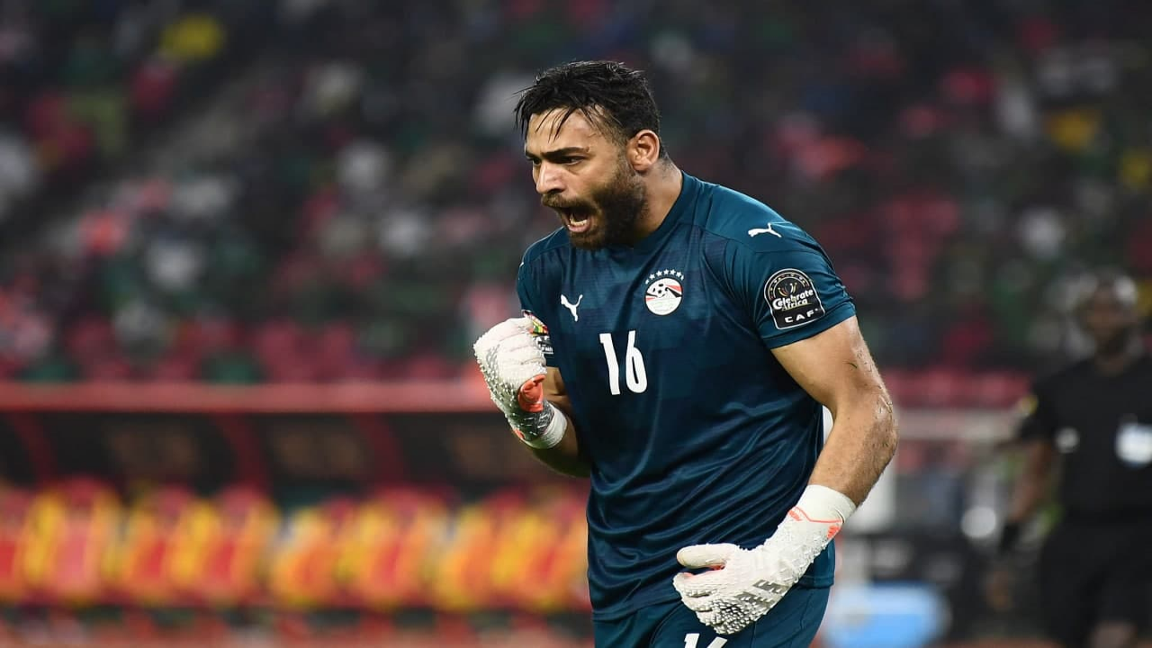 بعد التوقيع مع النصر.. أبو جبل يطالب بتعويض كامل ويفتح النار على النادي 5 بعد التوقيع مع النصر.. أبو جبل يطالب بتعويض كامل ويفتح النار على النادي
