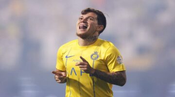 إصابة أوتافيو الغامضة تحير الأطباء والسبب دافيد أوسبينا