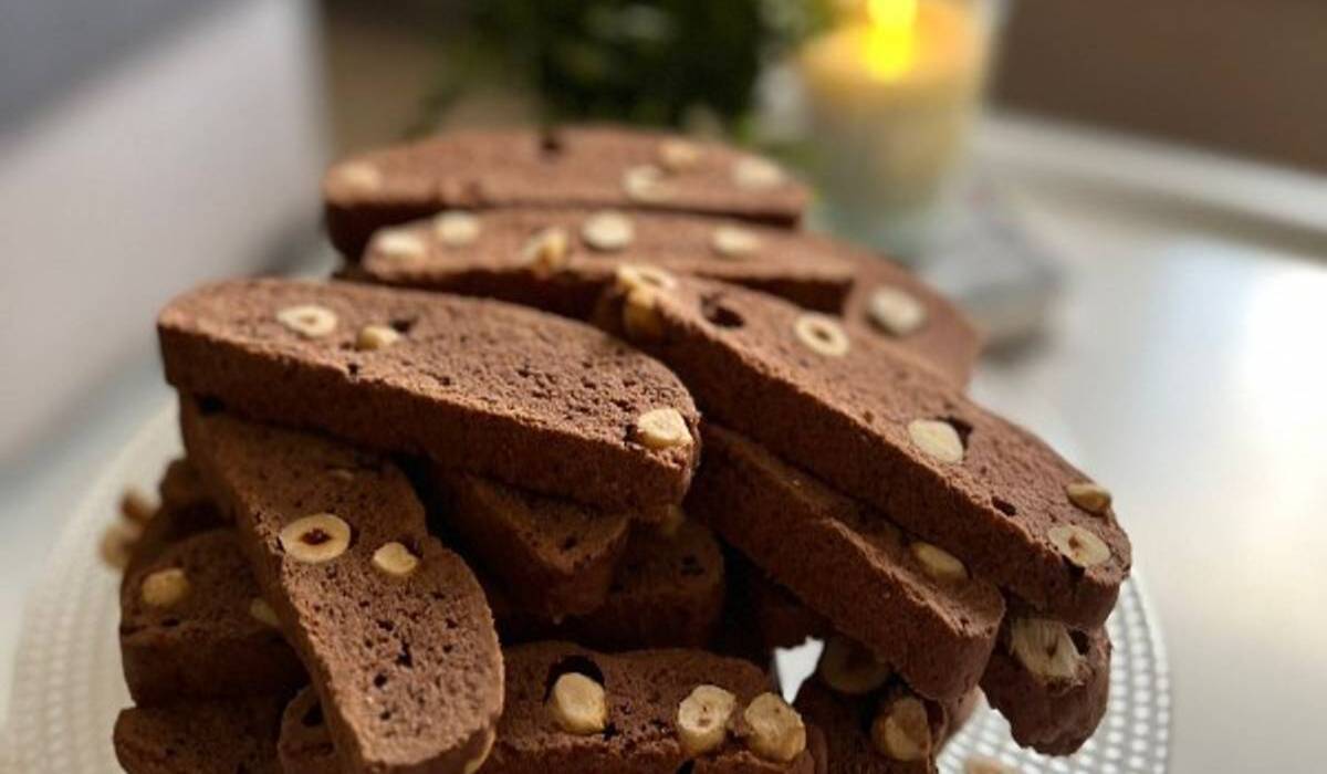 طريقة عمل البسكويت الإيطالي المقرمش بالفانيليا والكاكاو للفطور المميز