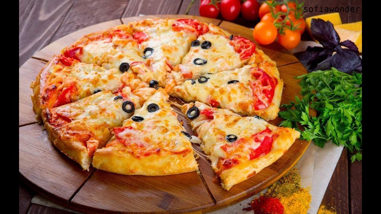 طريقة عمل الصلصة وعجيبة البيتزا سهلة وسريعة والطعم رائع أحلي من الجاهزة